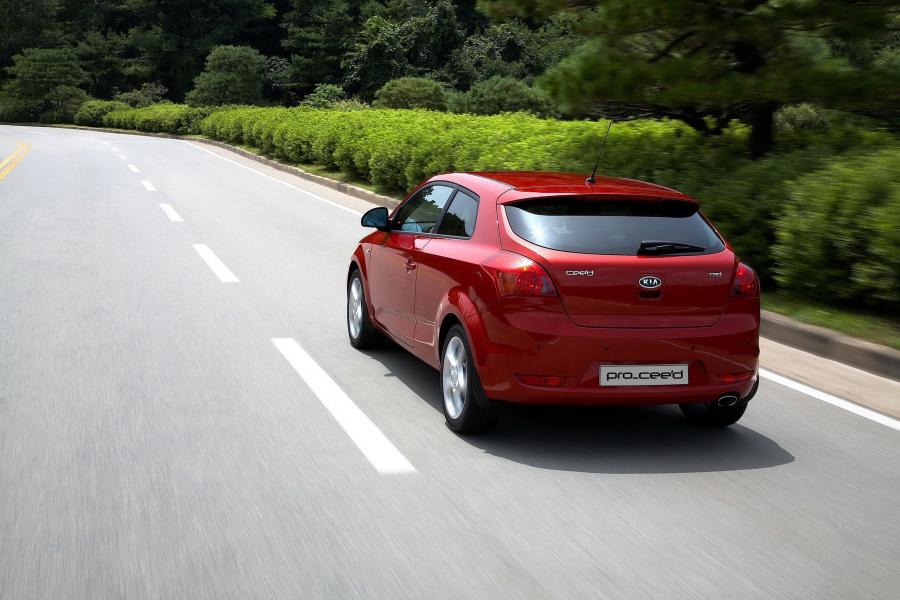  Kia pro_cee&rsquo;d 2008 года  (фото 153 из 182)